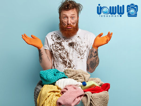 سریع ترین ترفندهای از بین بردن لکه و بوی بنزین از روی لباس