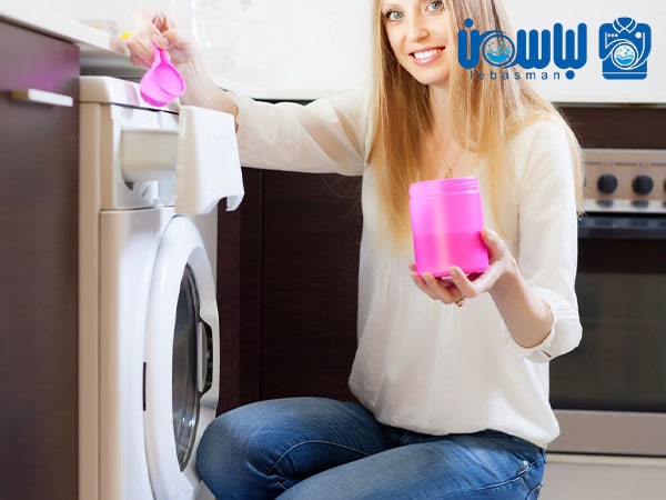 راه حل های عملی برای رفع بوی بد لباس